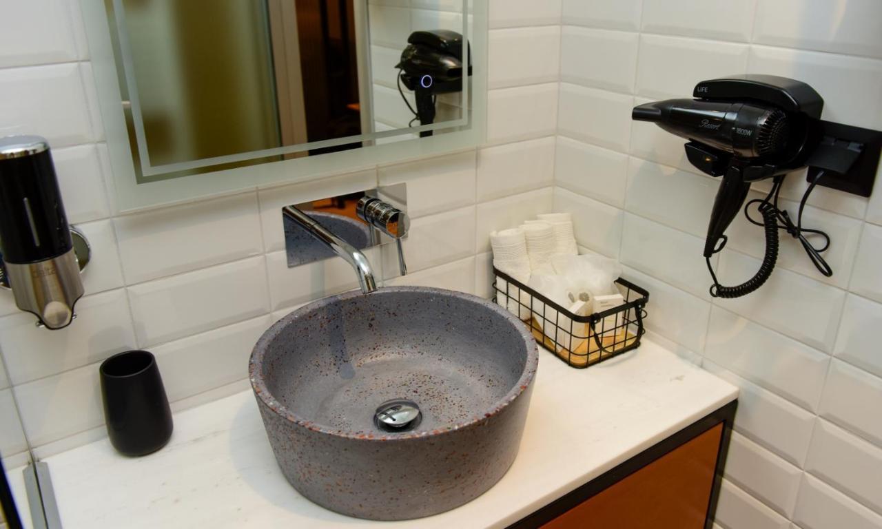 Kraka Apartments Leonídion エクステリア 写真
