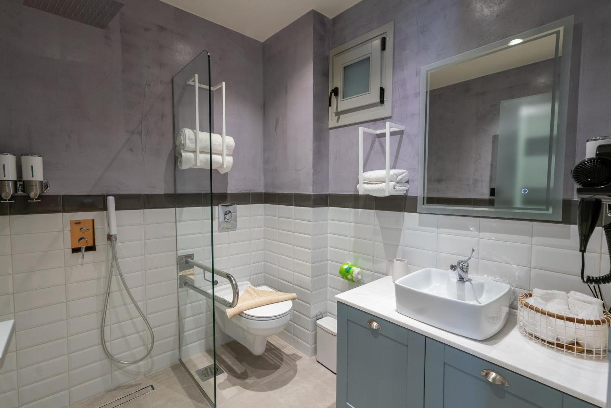 Kraka Apartments Leonídion エクステリア 写真