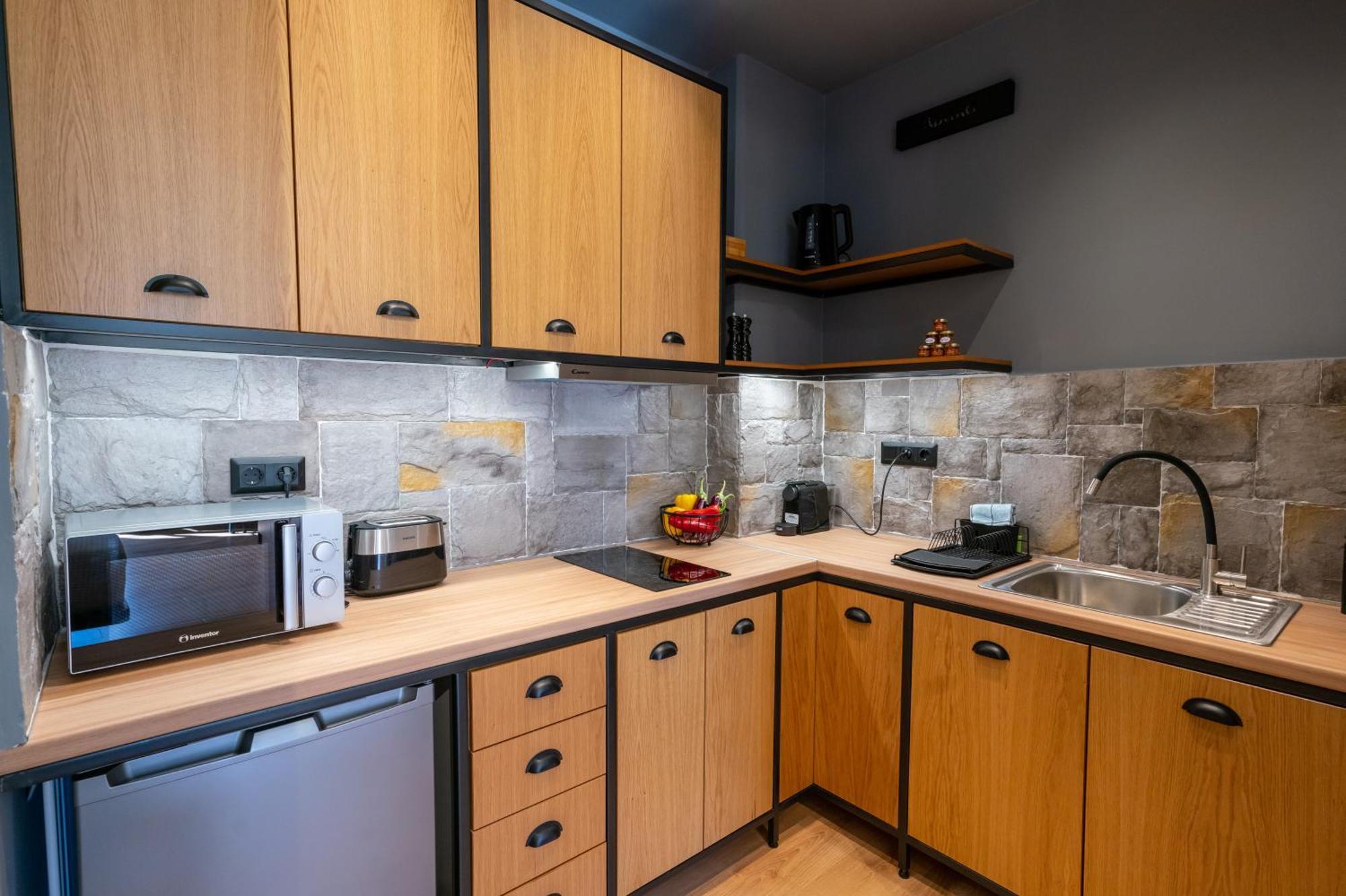 Kraka Apartments Leonídion エクステリア 写真